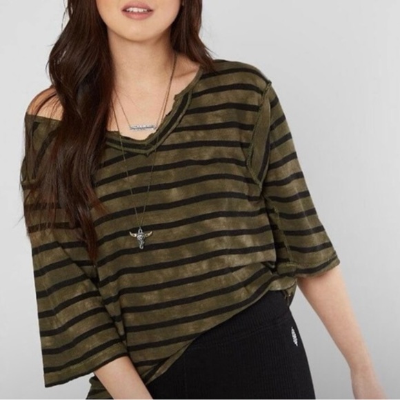 We the Free Head in the Clouds Stripe V Neck Tee Size Small - Picture 5 of 14